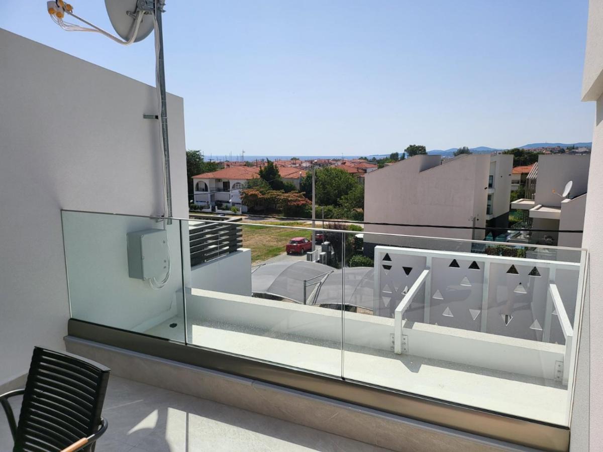 Evion Residence A11 ニキティ エクステリア 写真